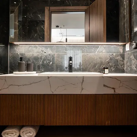 Omikron Luxury Residences Heraklion  Exterior photo